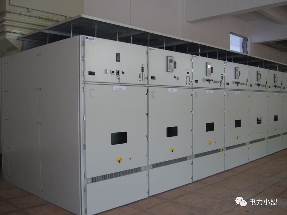 大約35kv高電壓開關柜！