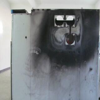 濕氣太重，導致開關柜爆裂！