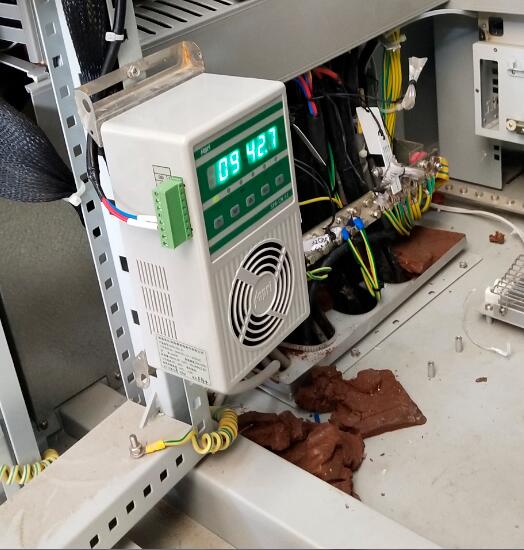 開關柜除濕機的除濕原理是什么？