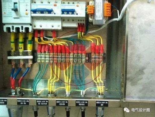 日本的配電箱設計太先進了，難怪國內的漏電開關總是跳閘！
